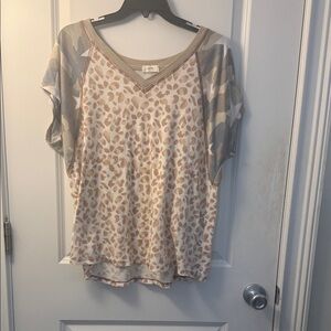 Large Leopard Waffle-Knit Top Entro